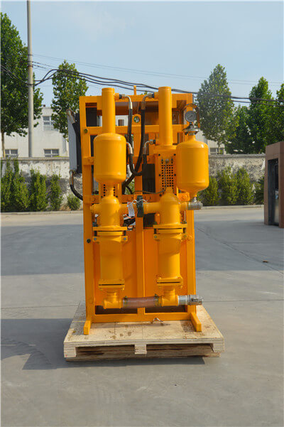 Cement grout pump for grouting underground