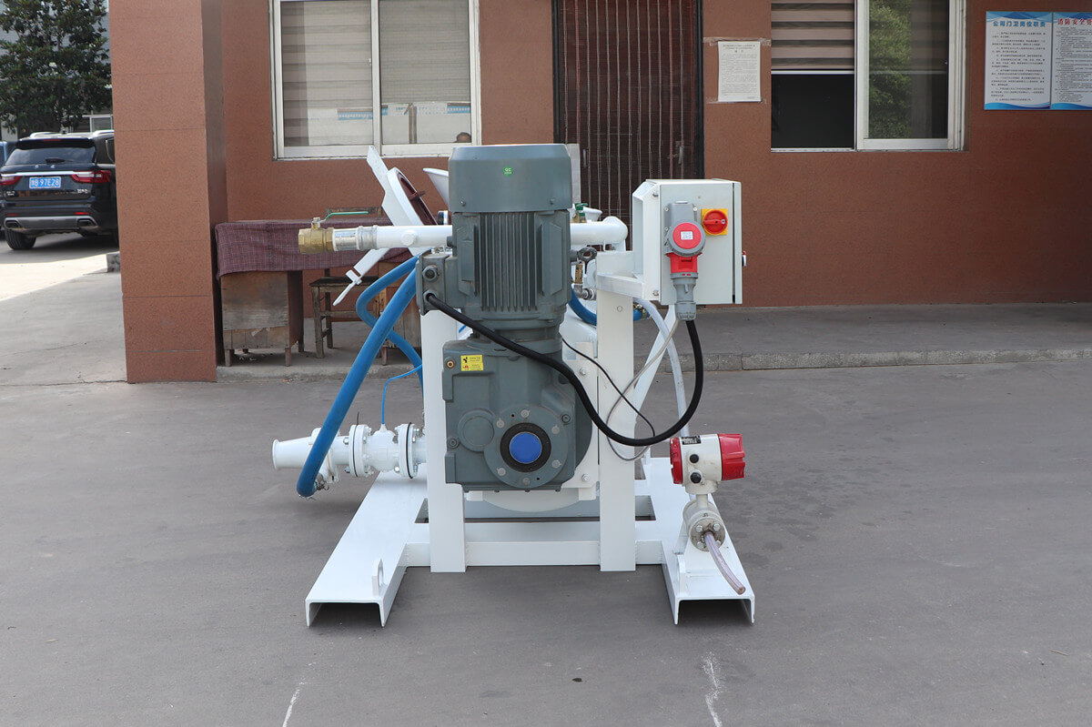 solid and moistened concrete mixer and pump