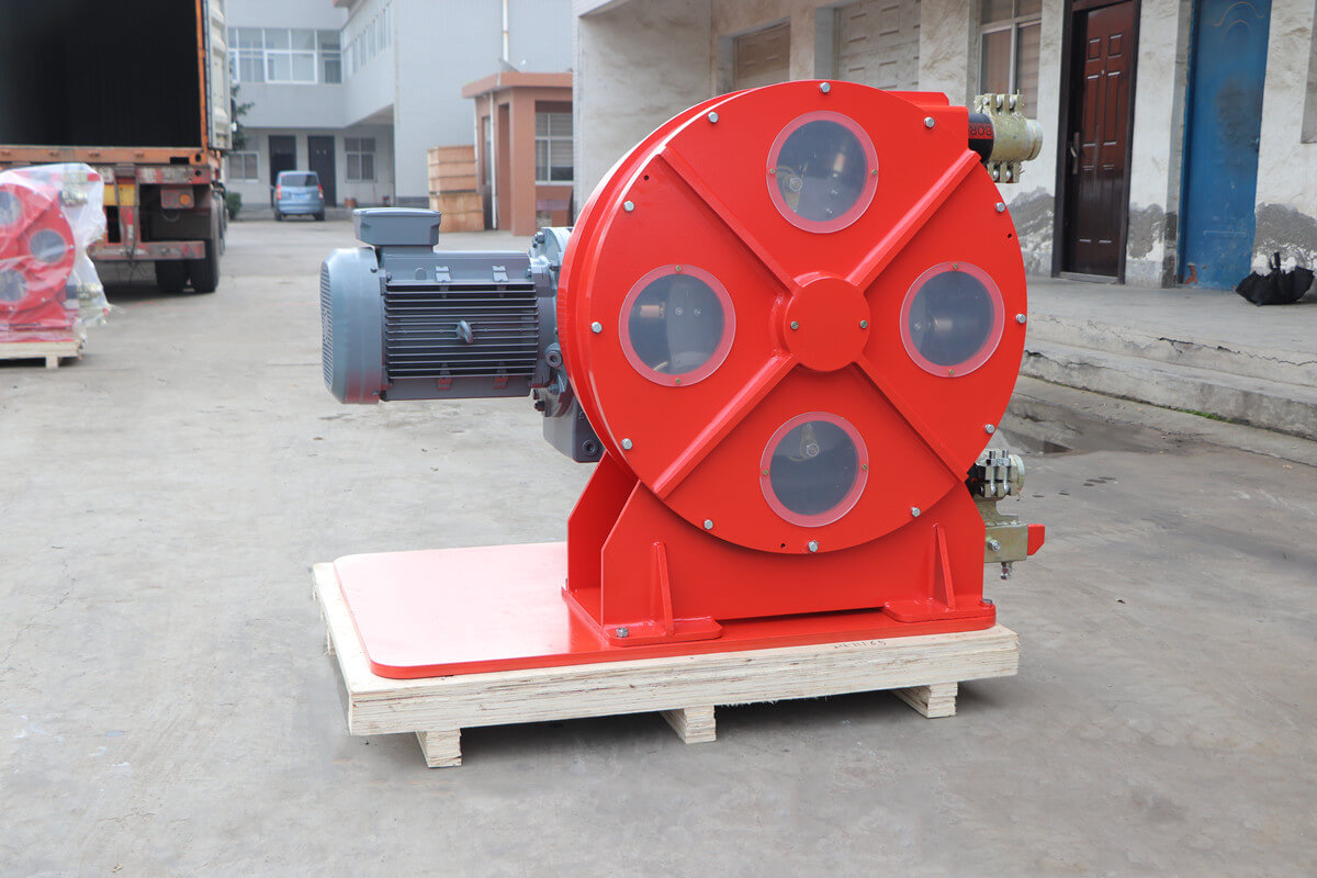 High pressure peristaltic hose pump for TBM