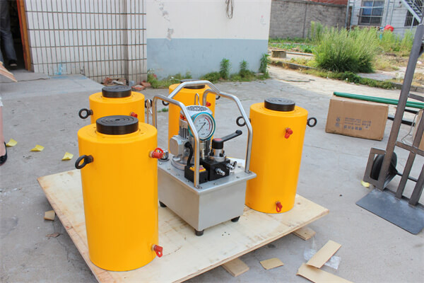 hydraulic jack with pump Singapore