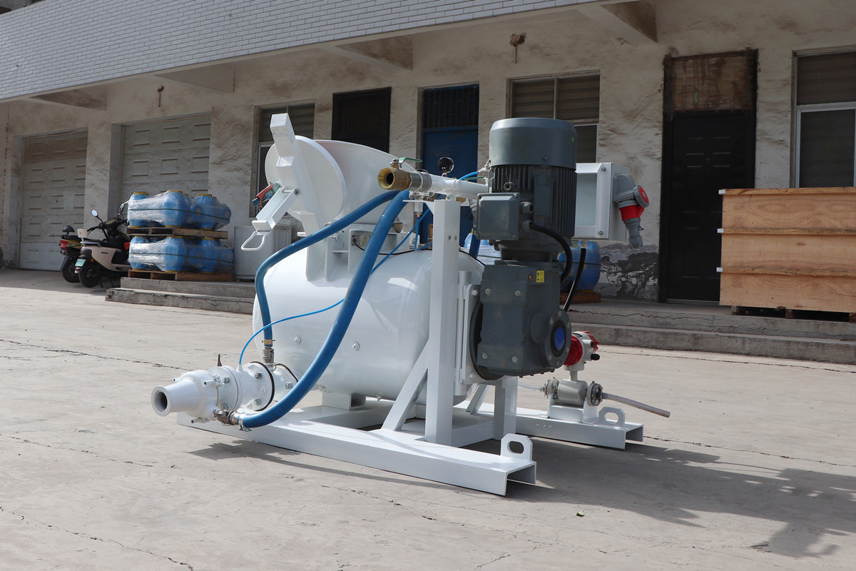 Mortar concrete mixing and conveying machine