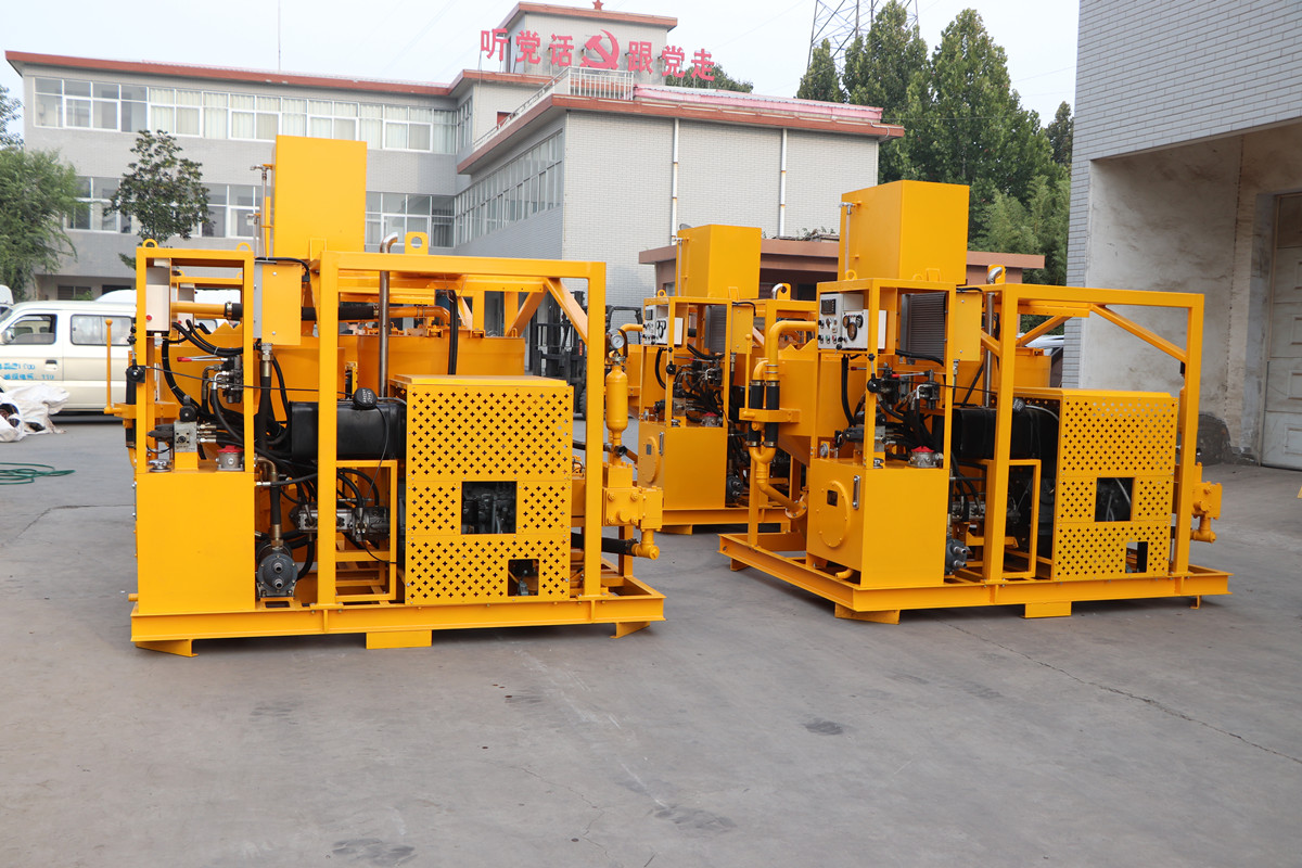 Grouting equipment for mining